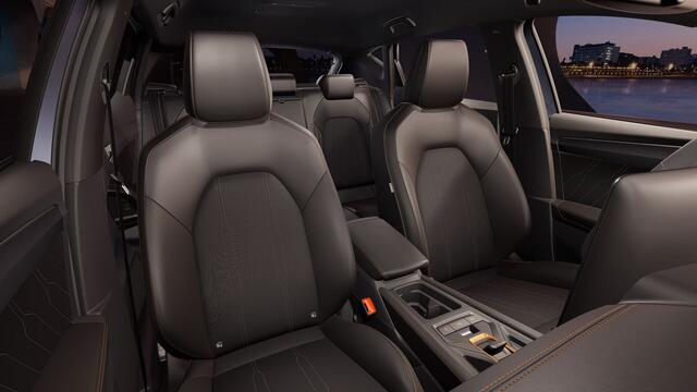 Cupra Leon 1.5 TSI e-Hybrid 204 6DSG Essential | Digitaal instrumentenpaneel (Virtual Cockpit) | Draadloze Apple CarPlay(TM), Android Auto(TM) | Elektronisch Sperdifferentieel (XDS)