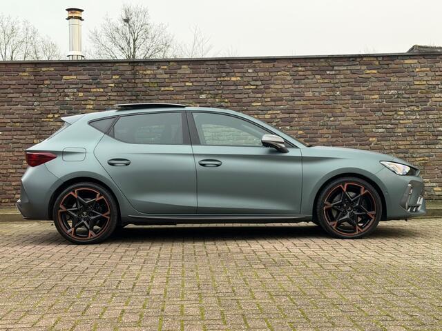 Cupra Leon 1.5 TSI E-Hybrid VZ Performance 272PK Panodak Schaalstoelen