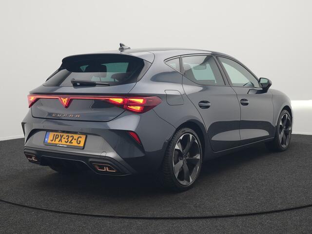 Cupra Leon 1.5 TSI e-Hybrid Business Plug In Hybrid 204pk PHEV | Alcantara Kuipstoelen Memory | Adaptive Cruise | Matrix LED | Virtual | Camera | Sfeerverlichting | Apple Carplay | 18"L.M |