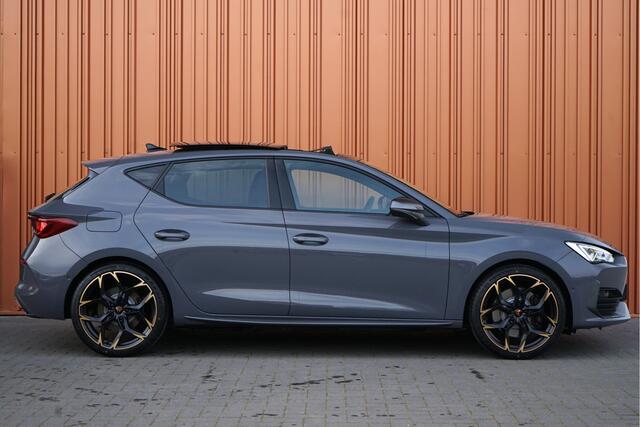 Cupra Leon 1.4 e-Hybrid VZ Chopper Edition 245PK Panodak ACC Leder Memory Carplay LED Camera Side VOL!