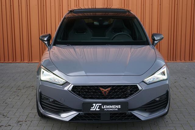 Cupra Leon 1.4 e-Hybrid VZ Chopper Edition 245PK Panodak ACC Leder Memory Carplay LED Camera Side VOL!