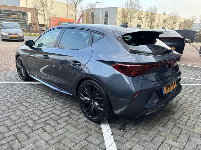 Cupra Leon 1.5 TSI e-Hybrid Business 204 PK l Obsidian Pack