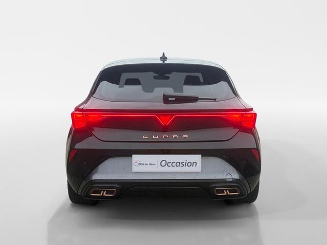 Cupra Leon 1.5 TSI e-Hybrid Business | Automaat | BTW | Camera | Stoel/Stuurverwarming | Adaptief Cruise Control | Dodehoek Detectie | Climate Control | DAB | Navigatie | Full Led | Keyless