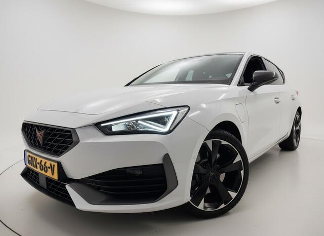 Cupra Leon e-HYBRID 204PK DSG BUSINESS SPORT CARPLAY/KEYLESS/STUURVERW.