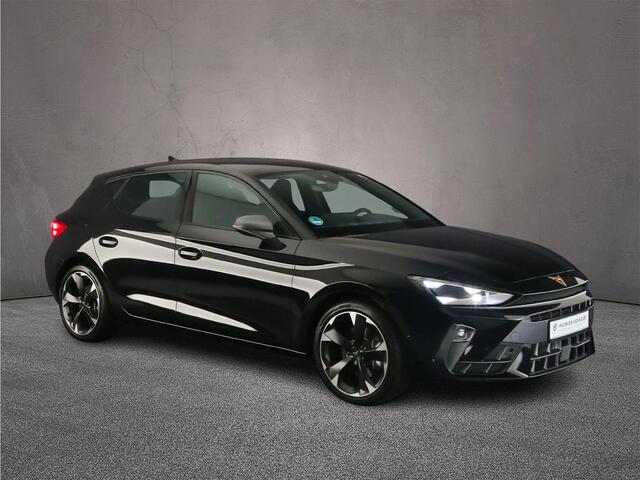 Cupra Leon Business 1.5 TSI eHybrid 204pk DSG Automaat Adaptive cruise control, Achteruitrijcamera, Navigatie, Stuurwiel verwarmd, LED koplampen, Stoelverwarming