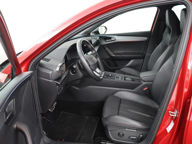 Cupra Leon 1.4 eHybrid | Trekhaak | Stoelverwarming | Carplay | Camera | Navigatie | Adaptive cruise | Stuurverwarming | Keyless | Full LED | Sportstoelen | PHEV | Plug In