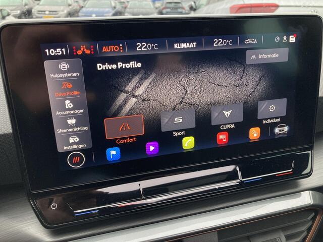 Cupra Leon 1.4TSIeHybrid 180kW/245PK PHEV VZ Performance DSG · Panoramadak · Apple/Android Car Play · Camera + Parkeersensoren