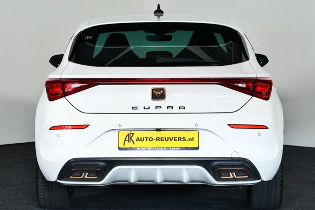 Cupra Leon 1.4 e-Hybrid VZ / ACC / CarPlay / DCC / CAM