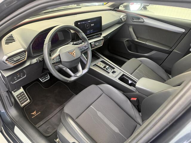 Cupra Leon 1.4 e-Hybrid Carplay / LM 19 inch / Achteruitrijcamera / Parkeersensoren V+A / LED /VOL