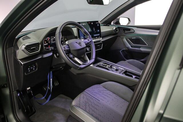 Cupra Leon VZ Tribe Edition 1.5 TSI eHybrid 272pk DSG Automaat Panoramadak, LED matrix koplampen, Sennheiser audio, Adaptive cruise control, Achteruitrijcamera