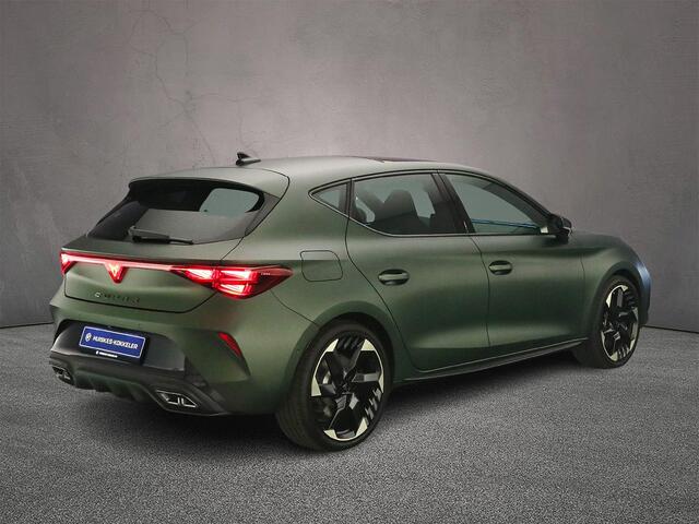 Cupra Leon VZ Tribe Edition 1.5 TSI eHybrid 272pk DSG Automaat Panoramadak, LED matrix koplampen, Sennheiser audio, Adaptive cruise control, Achteruitrijcamera