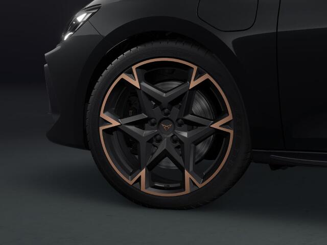 Cupra Leon 1.5 TSI e-Hybrid VZ Performance 272PK Intelligent Drive HERWAARDERING ¤ 4.000,- Inruilpremie ¤ 3.000,-