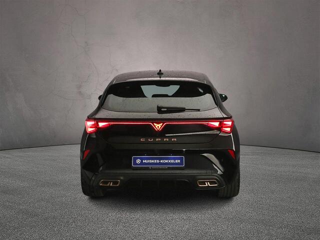 Cupra Leon VZ Performance 1.5 TSI eHybrid 272pk DSG Automaat Adaptive cruise control, Sennheiser audio, Achteruitrijcamera, Stuurwiel verwarmd