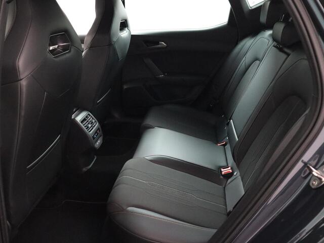 Cupra Leon 1.4 e-Hybrid VZ Business | ACC | Navigatie | LED verlichting!