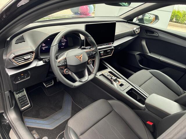 Cupra Leon 1.5 TSI e-Hybrid Business 204 PK l Intelligent Drive