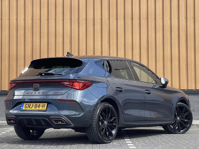 Cupra Leon 1.4 e-Hybrid VZ Adrenaline | Apple Carplay | Android Auto | Stoelverwarming | Stuurwielverwarming | DAB | Camera | Lane Assist | Adaptieve Cruise Control | LED | Sfeerverlichting |