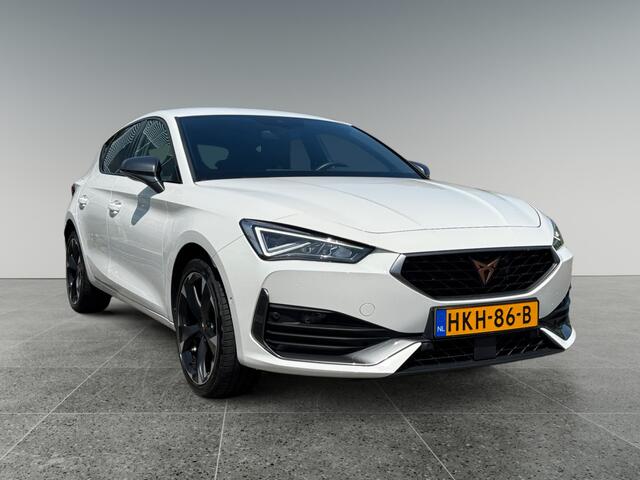 Cupra Leon 1.4 204pk e-Hybrid Business Voorruit verwarmbaar | Cruise control | Achteruitrijcamera
