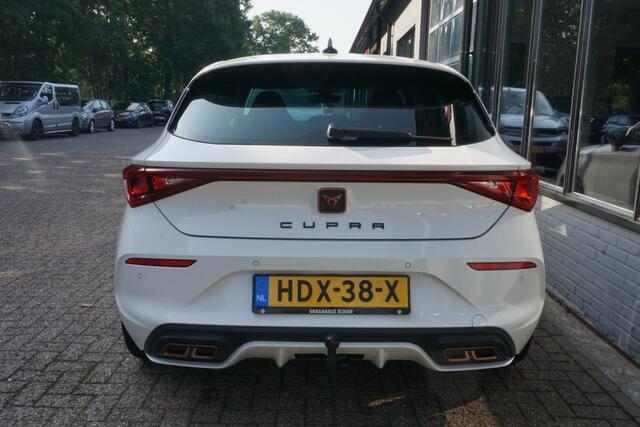 Cupra Leon 1.4 e-Hybrid VZ Business Trekhaak/Navi! 95% SoH