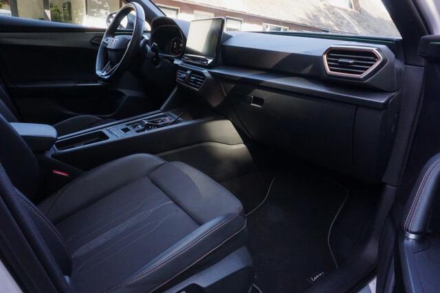 Cupra Leon 1.4 e-Hybrid VZ Business Trekhaak/Navi! 95% SoH