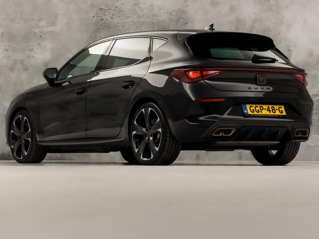 Cupra Leon 1.4 e-Hybrid VZ Sport 245Pk Automaat (APPLE CARPLAY, GROOT NAVI, KUIPSTOELEN, STUUR/STOELVERWARMING, LEDER, GETINT GLAS, KEYLESS, SFEERVERLICHTING, NEIUWSTAAT)