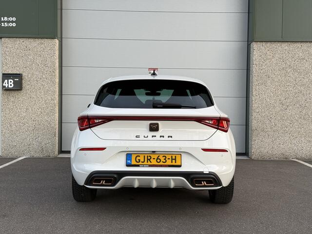 Cupra Leon Sport 1.4 e-Hybrid VZ Adrenaline Camera Sfeerv Carplay Nav Keyless Autom/Grootlicht