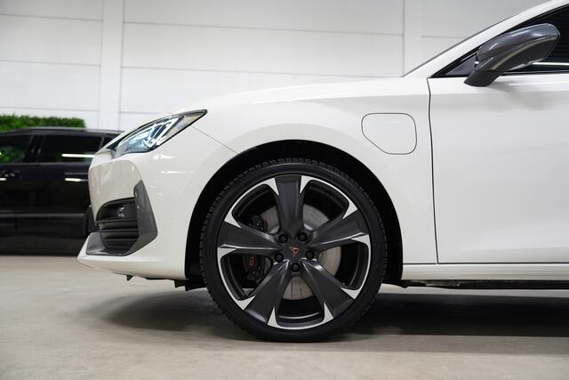 Cupra Leon 1.4 e-Hybrid VZ 245PK * Kuipstoelen - 19" - Sfeer - ACC - App - Stoelverwarming *