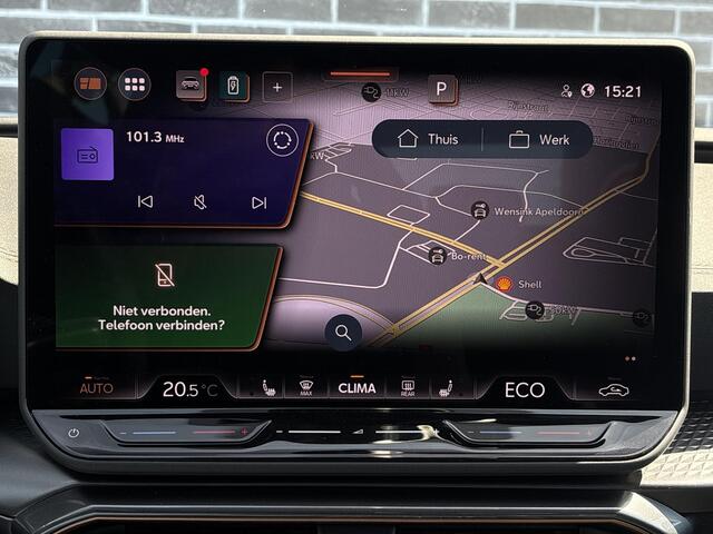 Cupra Leon 1.5 TSI e-Hybrid VZ Extreme | Panoramadak | Achteruitrijcamera | Parkeersensoren | Sennheiser Audio | Matrix-LED Koplampen | Keyless Entry | Virtual Cockpit | Navigatie | Apple Carplay | Android Auto | Stoelverwarming | Lichtmetalen Velgen 19 inch | Plug-in Hybrid (PHEV)