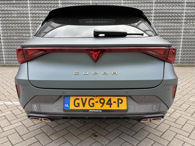 Cupra Leon Sportstourer 1.5 TSI e-Hybrid VZ Performance 272PK / Elektrische Bestuurdersstoel / Panoramadak