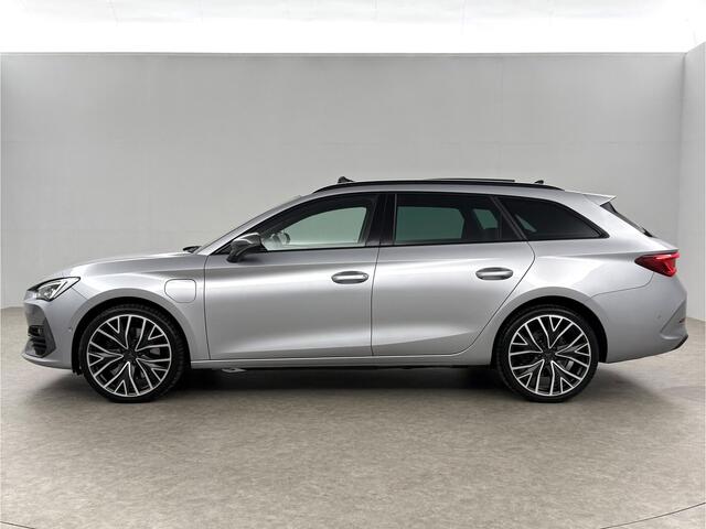 Cupra Leon Sportstourer 1.4 e-Hybrid VZ Performance 245PK Pano Memory Sfeerverl. LED Camera Carplay Virtual Clima Cruise 19"LMV Navi PDC