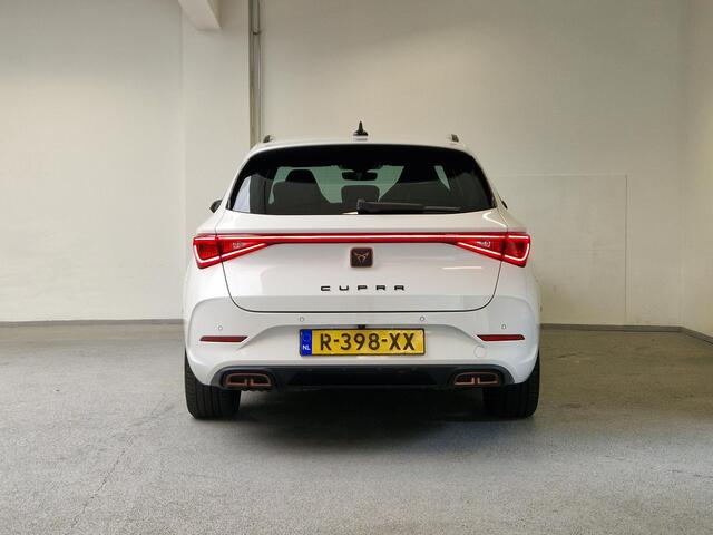 Cupra Leon Sportstourer 1.4 e-Hybrid VZ Business | TREKHAAK | VIRTUAL | CARPLAY |