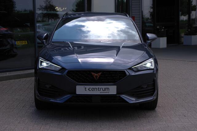 Cupra Leon Sportstourer 1.4 e-Hybrid 245 PK VZ Adrenaline, Adap. Cruise Control, Sfeerverlichting, Carplay, IClimate