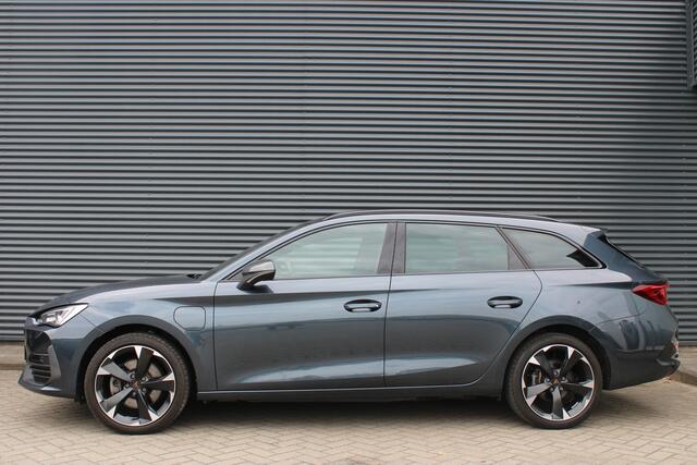 Cupra Leon Sportstourer 1.4 e-Hybrid VZ Adrenaline Stuur-Stoelverwarming Carplay Full-LED