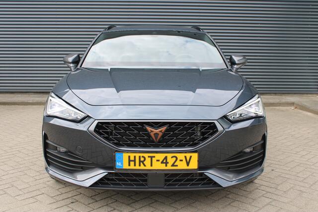 Cupra Leon Sportstourer 1.4 e-Hybrid VZ Adrenaline Stuur-Stoelverwarming Carplay Full-LED