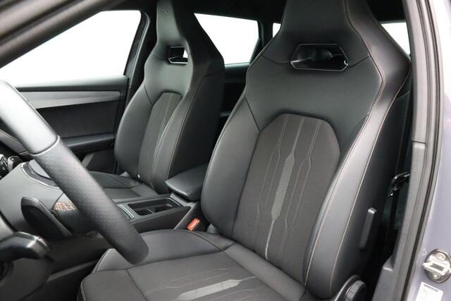 Cupra Leon Sportstourer VZ 1.4 e-Hybrid 245 pk DSG Business | LED | Achteruitrijcamera | Park Assist | Stoelverwarming | Keyless | 19 inch