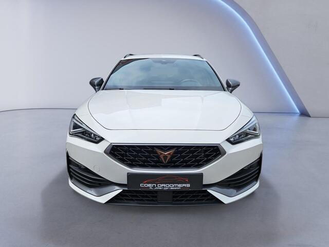 Cupra Leon Sportstourer 1.4 e-Hybrid Business /Apple Carplay/Front-Side-Lane Assist/Dodehoek monitor/Stuurverwarming/Lendesteunen verstelb./(MET GARANTIE*)