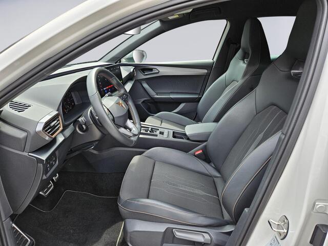 Cupra Leon Sportstourer 1.4 e-Hybrid Business /Apple Carplay/Front-Side-Lane Assist/Dodehoek monitor/Stuurverwarming/Lendesteunen verstelb./(MET GARANTIE*)