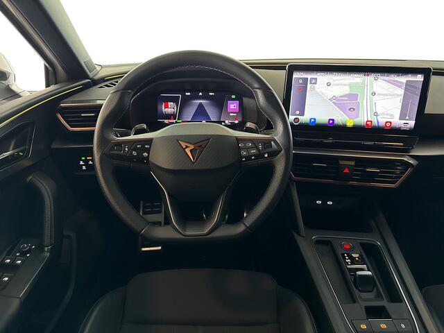 Cupra Leon Sportstourer 1.4 204pk e-Hybrid / Apple CarPlay, Android Auto / Achteruitrijcamera / Cruise Control /
