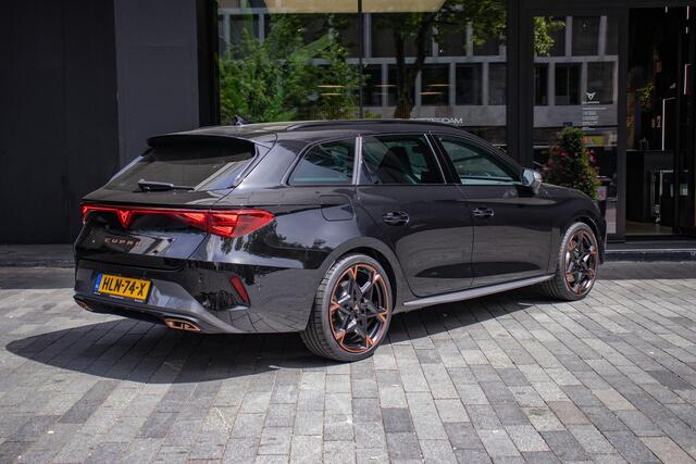 Cupra Leon Sportstourer 1.5 TSI e-Hybrid VZ Performance | Sennheiser Audio | Lederen bekleding | Matrix LED | Achteruitrijcamera | Dodehoek sensor | Adapt. cruise control