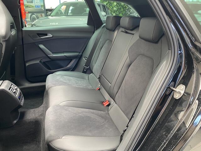 Cupra Leon Sportstourer 1.5 TSI e-Hybide VZ Ext [ PANORAMADAK I CLIMA I CAMERA I NAVI ]