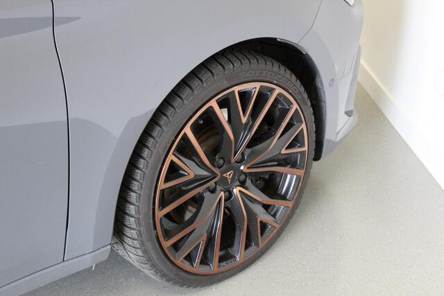 Cupra Leon Sportstourer 1.4 e-Hybrid VZ Copper Edition | PANO-DAK | 19'LMV | STOEL+STUUR/VERW | ACC | CLIMA | VOL-LEDER | KEYLESS |
