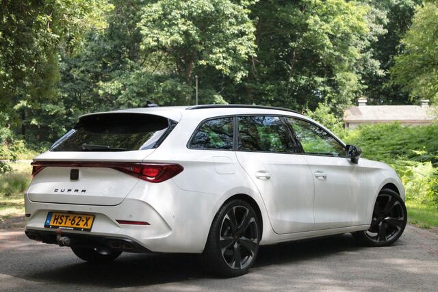 Cupra Leon Sportstourer 1.4 e-Hybrid VZ Business | Trekhaak | Camera | Carplay