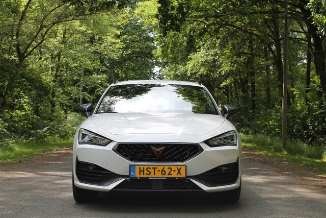 Cupra Leon Sportstourer 1.4 e-Hybrid VZ Business | Trekhaak | Camera | Carplay