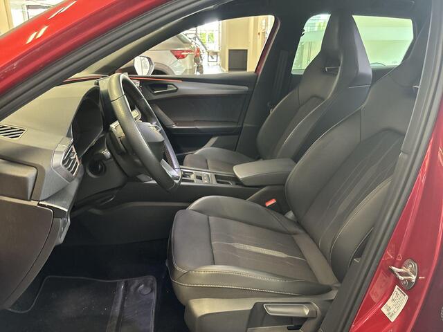 Cupra Leon Sportstourer 1.4 245pk DSG e-Hybrid VZ Performance · Camera · Keyless · Apple/Android Car Play · Elek. Trekhaak · Elek. Achterklep · Navi · 19'' Inch · garantie t/m 27-02-2027 of 90.000km