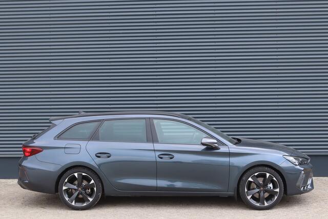 Cupra Leon Sportstourer 1.5 TSI e-Hybrid Business LED/Keyless/Camera/Virtual Cockpit/Elek. klep/Acc/18"/Trekhaak wegkl.