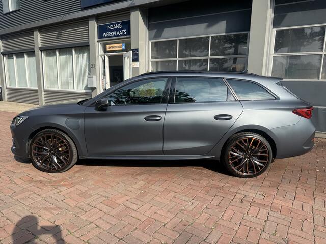 Cupra Leon Sportstourer 1.4 e-Hybrid VZ Adrenaline F1 KNOP 245pk 1e eigen dealer onderhouden !!