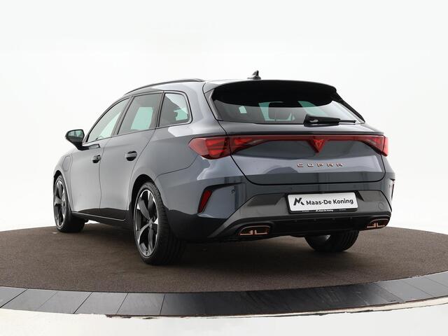 Cupra Leon Sportstourer 1.5 Tsi 204pk DSG e-Hybrid Business · Apple/Android Car Play · Camera · Elek. Trekhaak · Elek. Achterklep · Sfeerverlichting · 18'' Inch · Garantie t/m 11-06-2028 of 90.000km