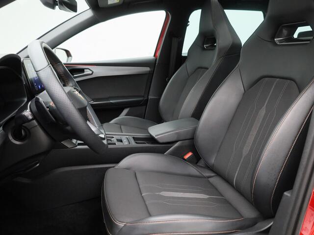 Cupra Leon Sportstourer 1.4 e-Hybrid VZ Performance | CAMERA | KEYLESS | ADAPTIVE | STOEL- EN STUURVERW.
