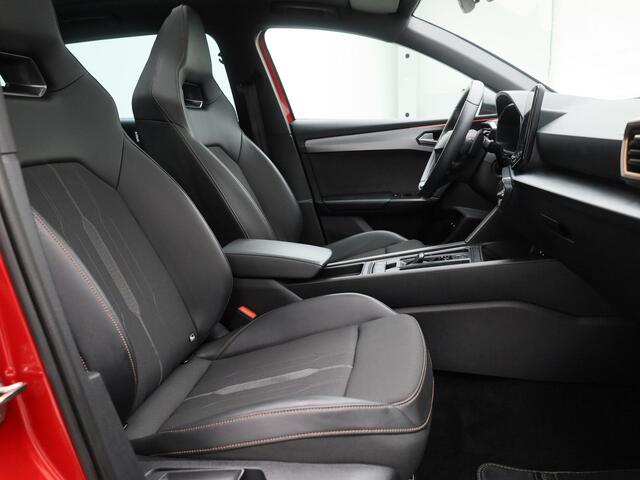 Cupra Leon Sportstourer 1.4 e-Hybrid VZ Performance | CAMERA | KEYLESS | ADAPTIVE | STOEL- EN STUURVERW.