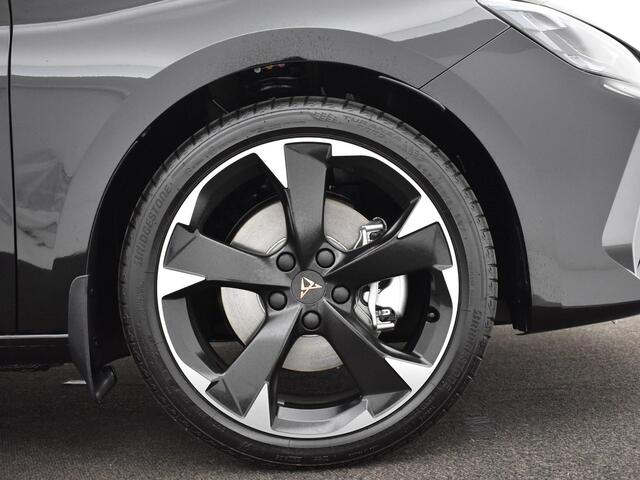 Cupra Leon Sportstourer 1.5 Tsi 204pk DGS e-Hybrid Business · Camera · Apple/Android Car play · Elek. Trekhaak · Keyless · 18'' Inch · Garantie t/m 21-05-2028 of 100.000km