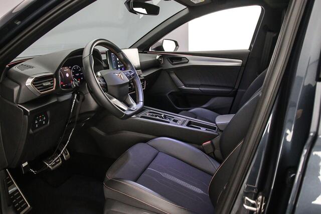 Cupra Leon Sportstourer VZ Adrenaline 1.4 TSI e-Hybrid 245pk DSG Automaat Trekhaak, Achteruitrijcamera, Adaptive cruise control, Navigatie, LED koplampen, Stuurwiel verwarmd
